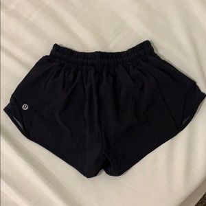 LULULEMON Hotty Totty Shorts NEVER WORN